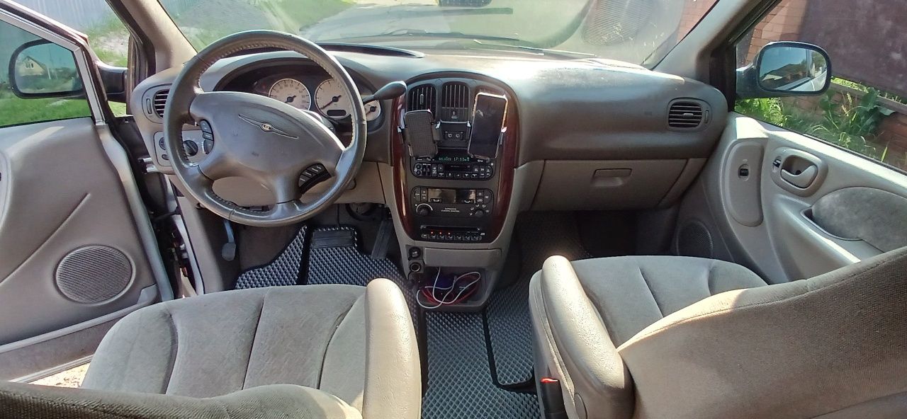 Продам крайслер вояджер Chrysler voyager