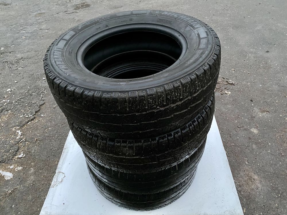 235/65/R16C Michelin Agiles Alpin, 2шт.