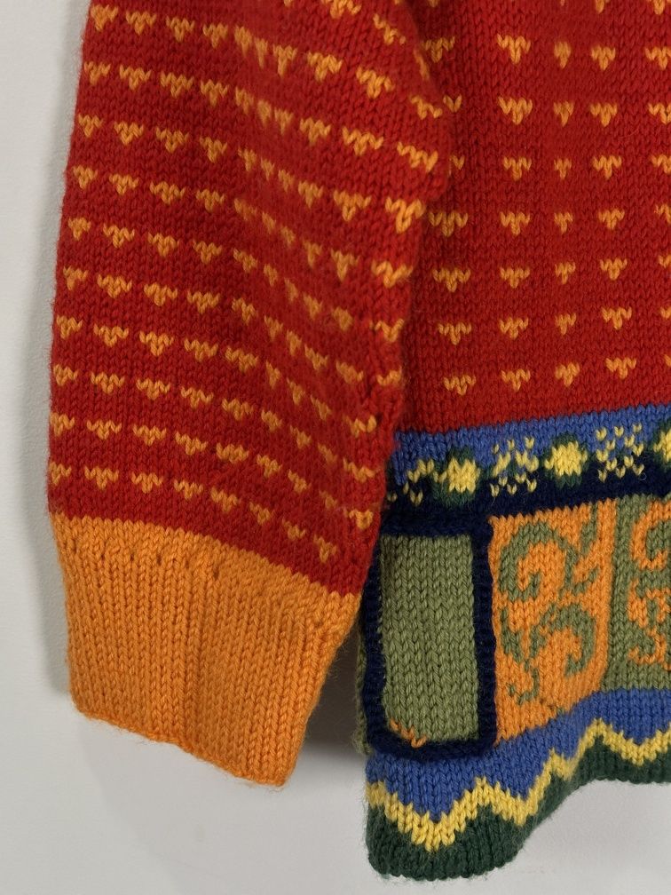 Wełniany kolorowy sweter dziewczęcy