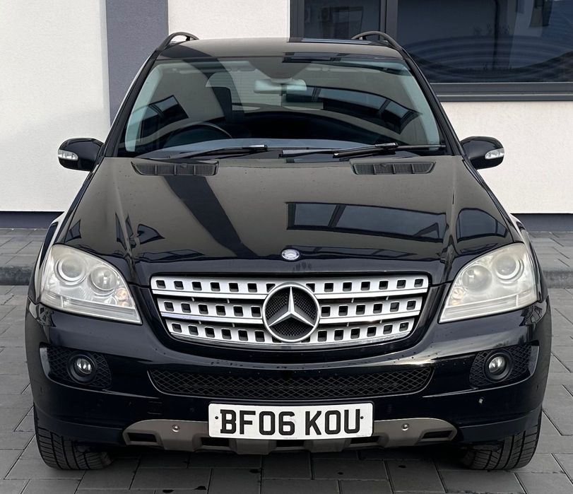 Mercedes-Benz ml 164