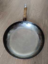Пательня сковорода нержавіюча сталь тарілки чашки для чаю