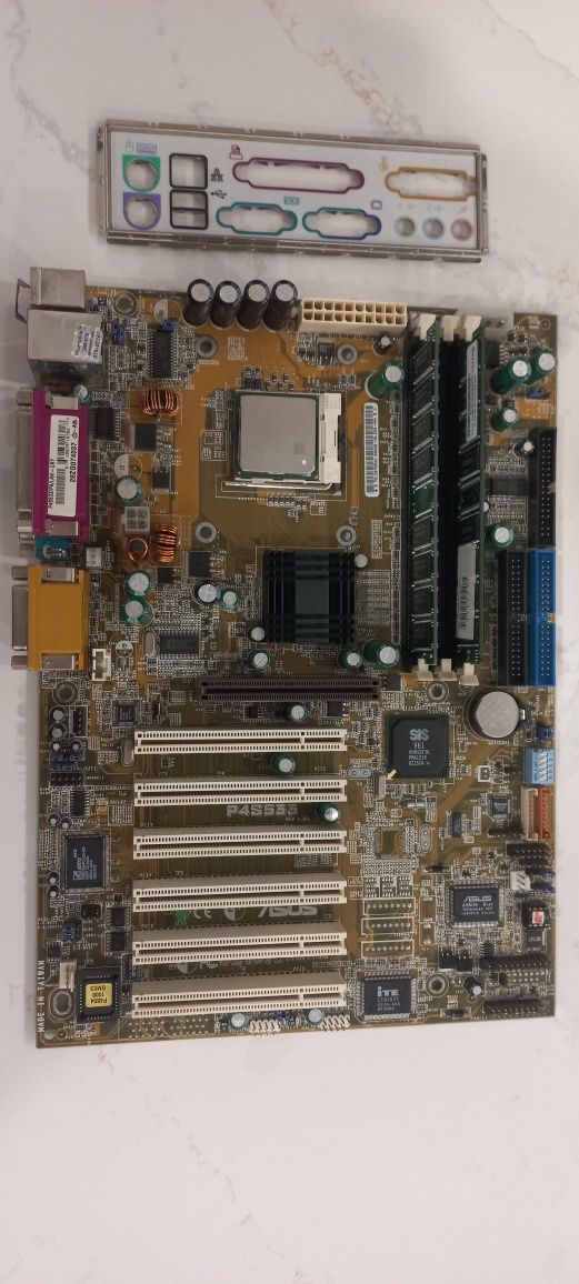 Motherboard Asus P4S533 PA + CPU
