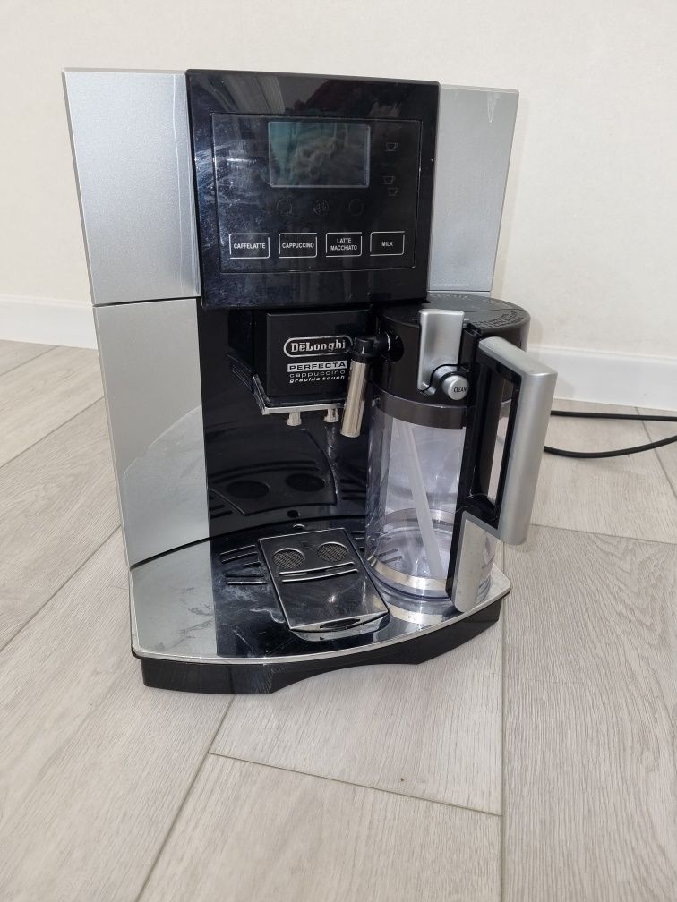 Кавомашина DELONGHI Perfecta