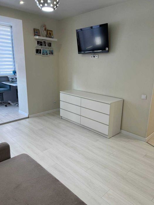 Гарна квартира поруч з Озером Виставка