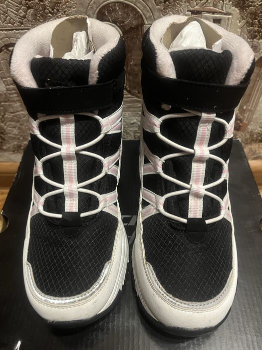 Зимові черевики Skechers