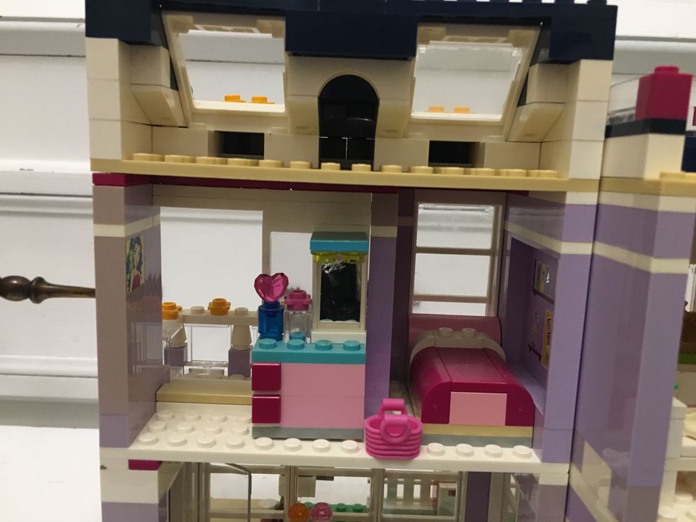 LEGO Friends 41095 Dom Emmy