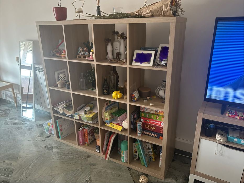 Estante kallax 4x4 cubos