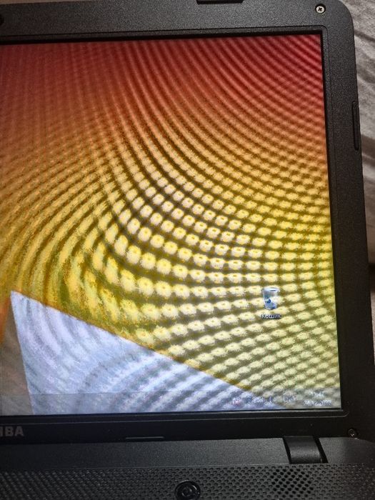 Ноутбук Toshiba Satellite C850D-11K