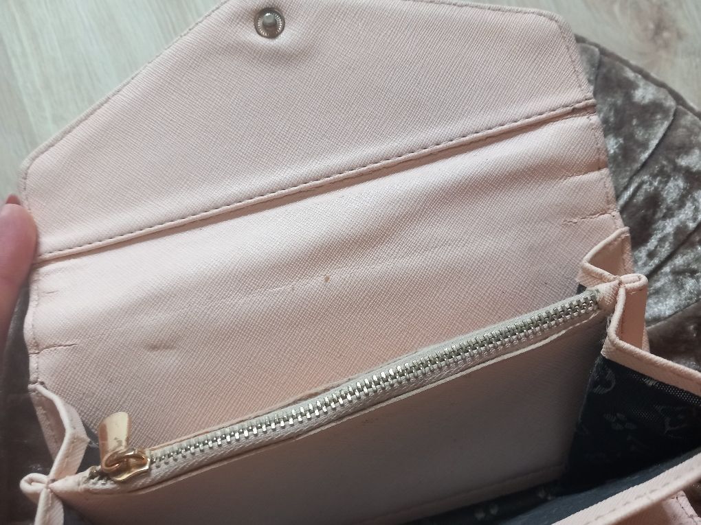 Louis vuitton duży damski portfel