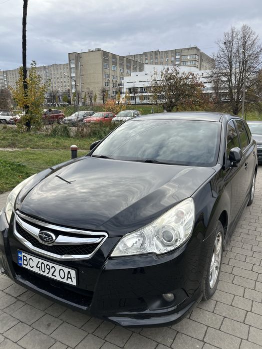 Subaru Legasy універсал 2.0 бензин 2010