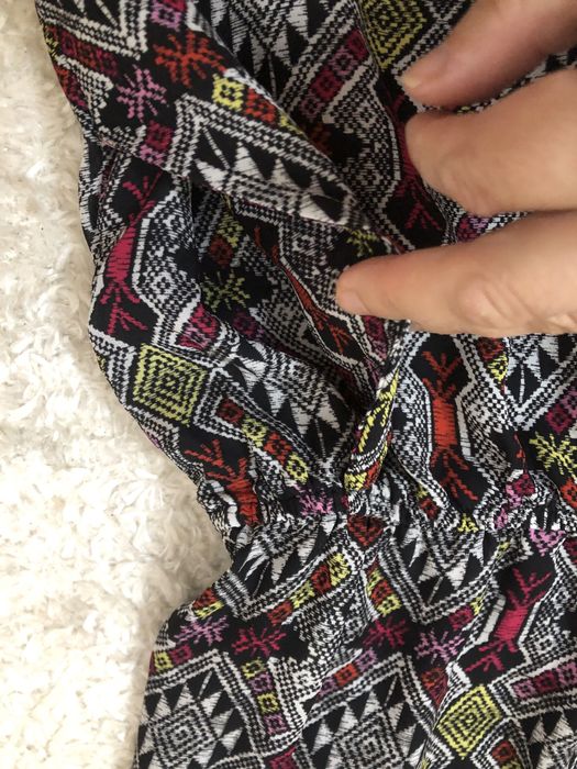 Vestido Bershka colorido