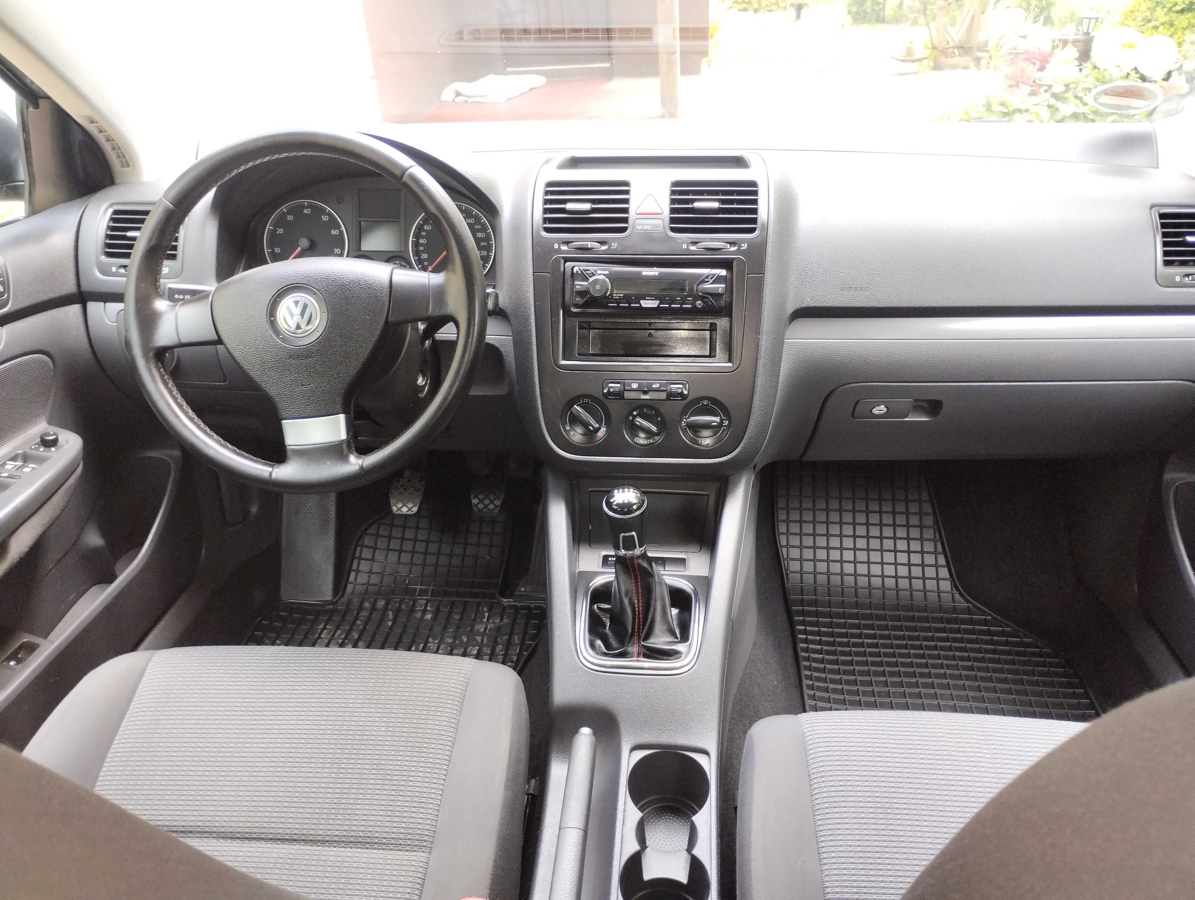 Volkswagen Jetta 1.6 MPI