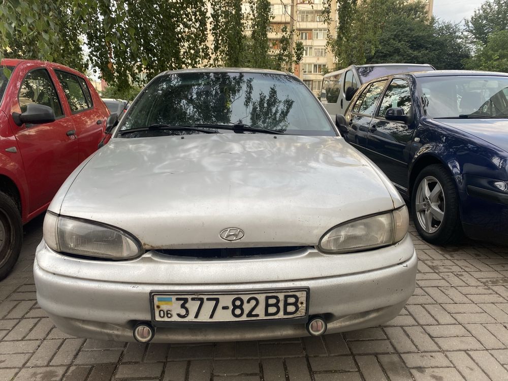 Hyundai accent 1,3 бензин