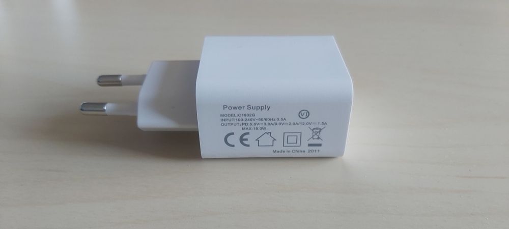 Ładowarka USBC 18W