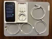 iPhone SE 3. generacji 2022 czarny 256 GB + akcesoria