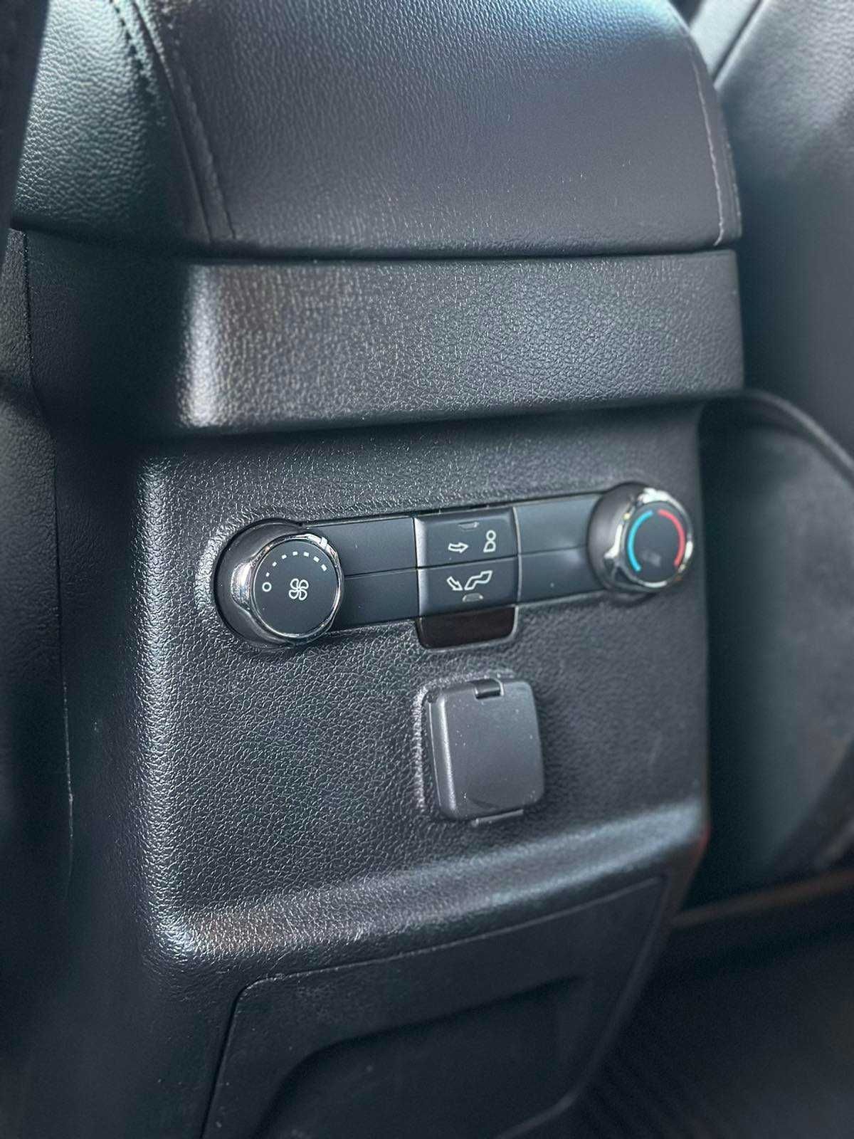 Ford Explorer 7 мест MAXIMAL (XLT) 2.3 автомат 2018 год