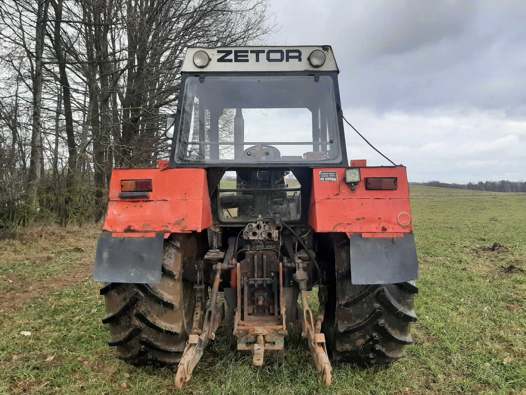 Zetor 16145, szerokie opony, szybka 4-biegowa skrzynia 40km/h