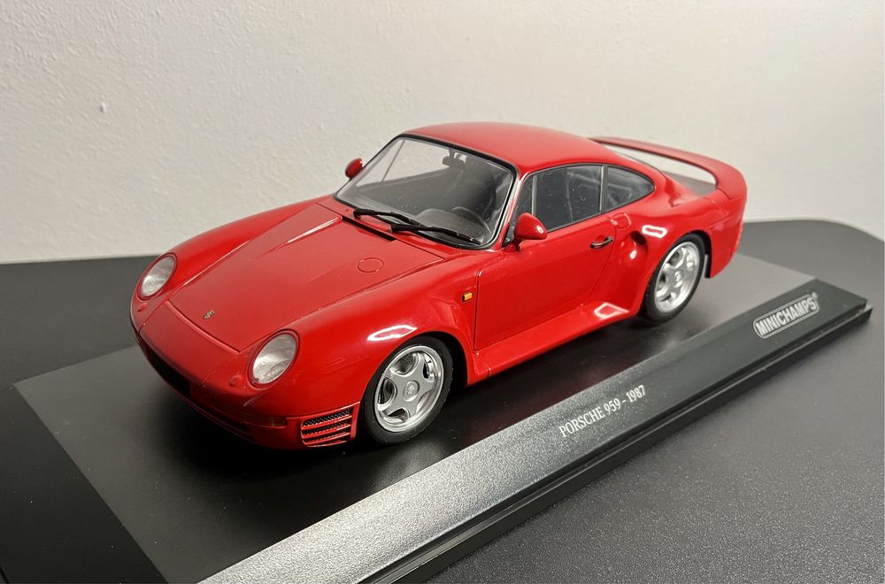 Модель Porsche 959 Minichamps 1/18 Торг