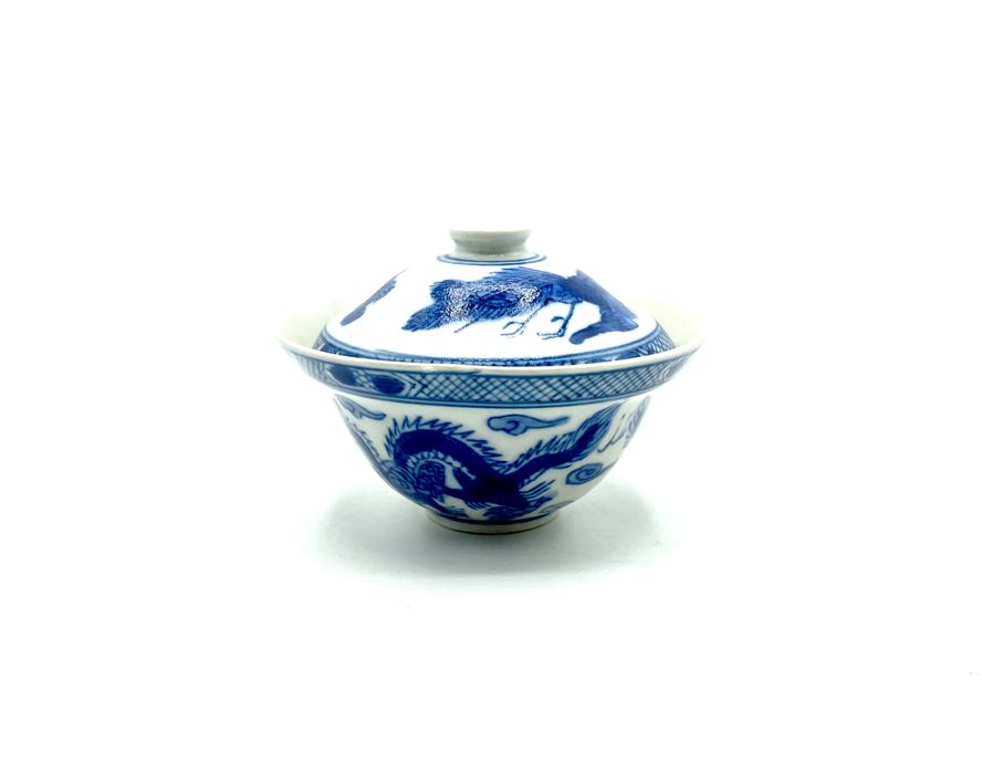 Tigela de porcelana chinesa com tampa  com dragão seculo 19