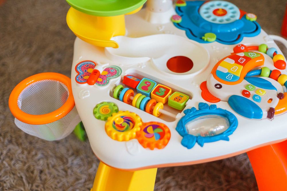 Дитячий ігровий столик TM AZAMA. Іграшки, дитячі подарунки.