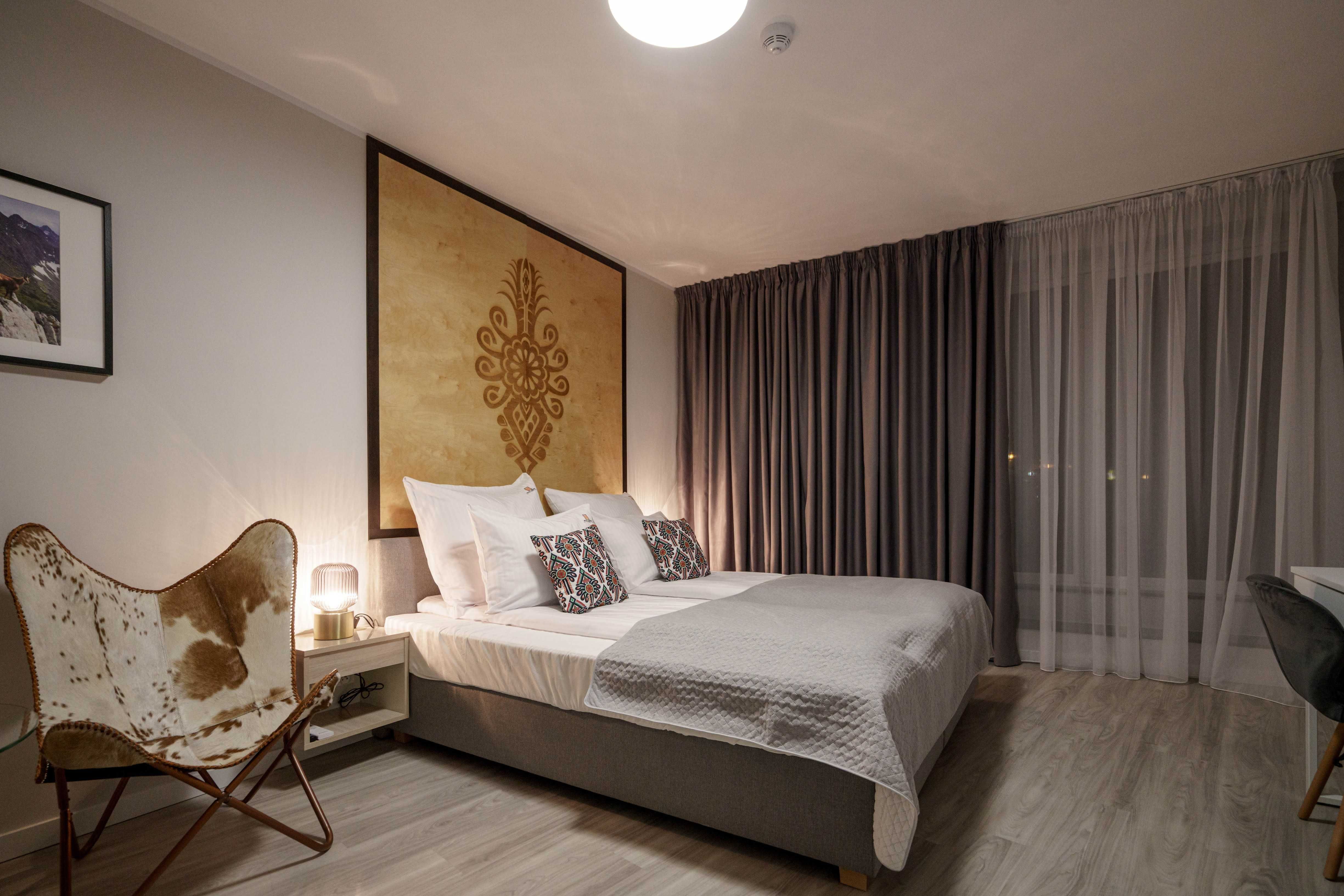 Pokoje 2 osobowe z łazienkami ,apartament nocleg  1 km lotnisko