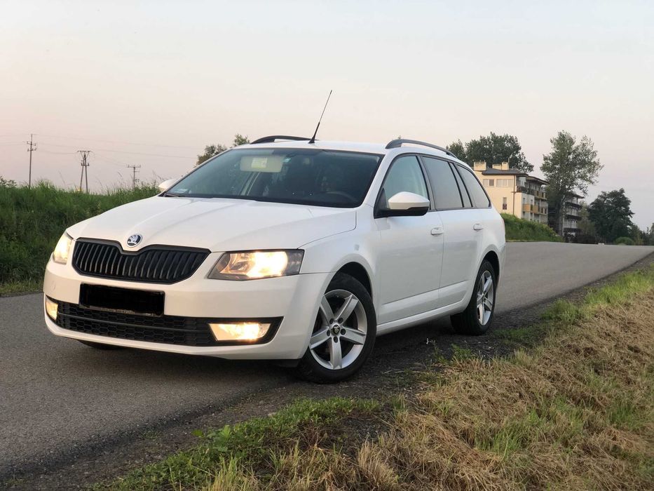 WYNAJEM AUT wypożyczalnia samochodów, auto zastępcze SKODA OCTAVIA