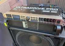 Zestaw 2X subwoofer estradowy + procesor + wzmacniacz subbas bas 3200W