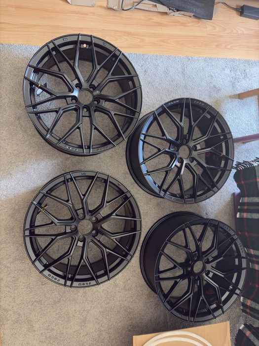 Jantes 18 5x100 .