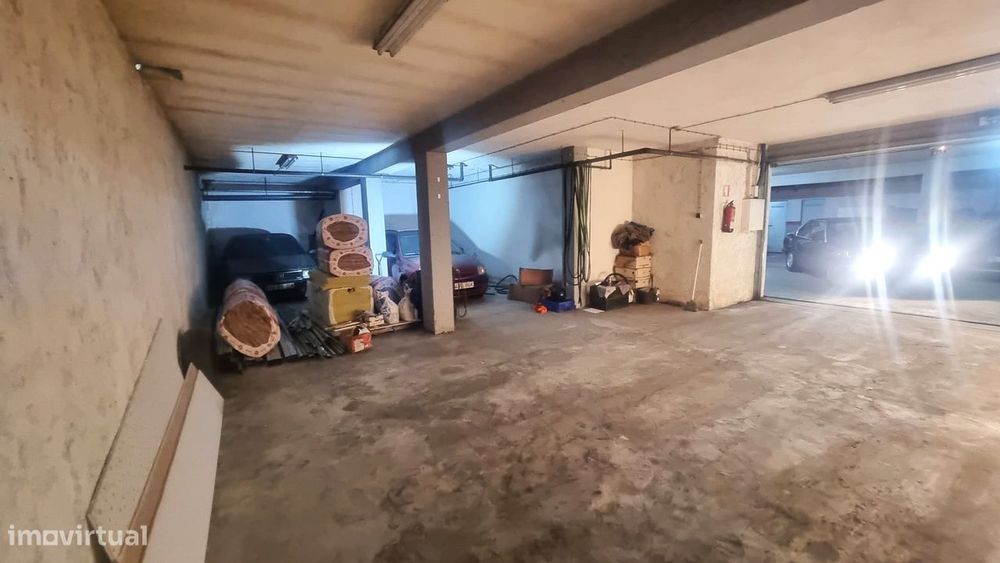 Garagem/armazém centro Lixa