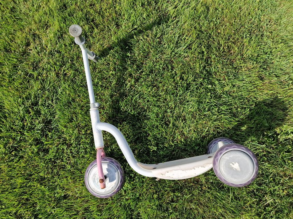 Sprzedam rowerek dziewczęcy, rowerek biegowy, hulajnogę trójkołową