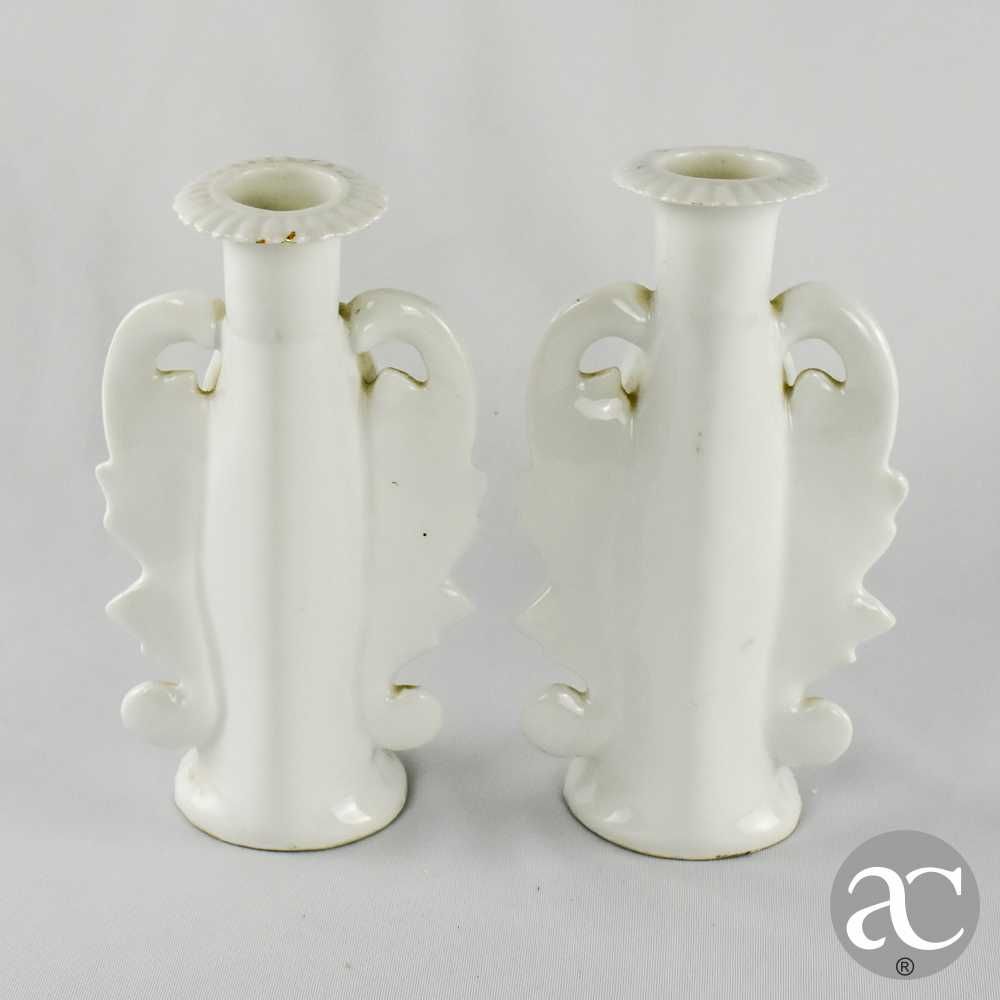 Par de castiçais em porcelana Europeia, séc. XIX
