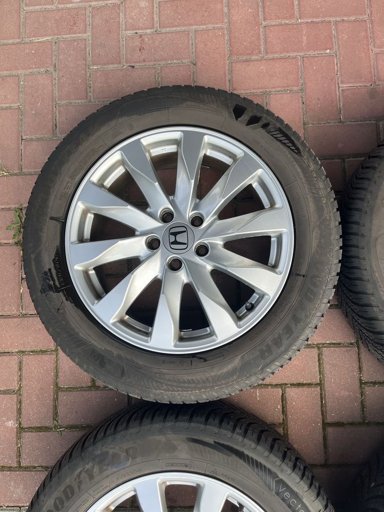 Kola alufelgi Honda CR-V opony caloroczne Goodyear 5x114,3 225/60r18