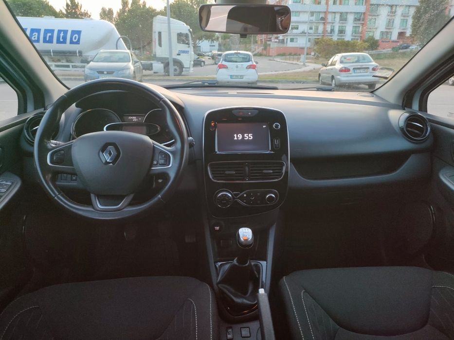 Renault Clio limited