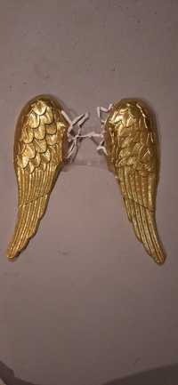 Plastikowe skrzydła anioła w kolorze złotym