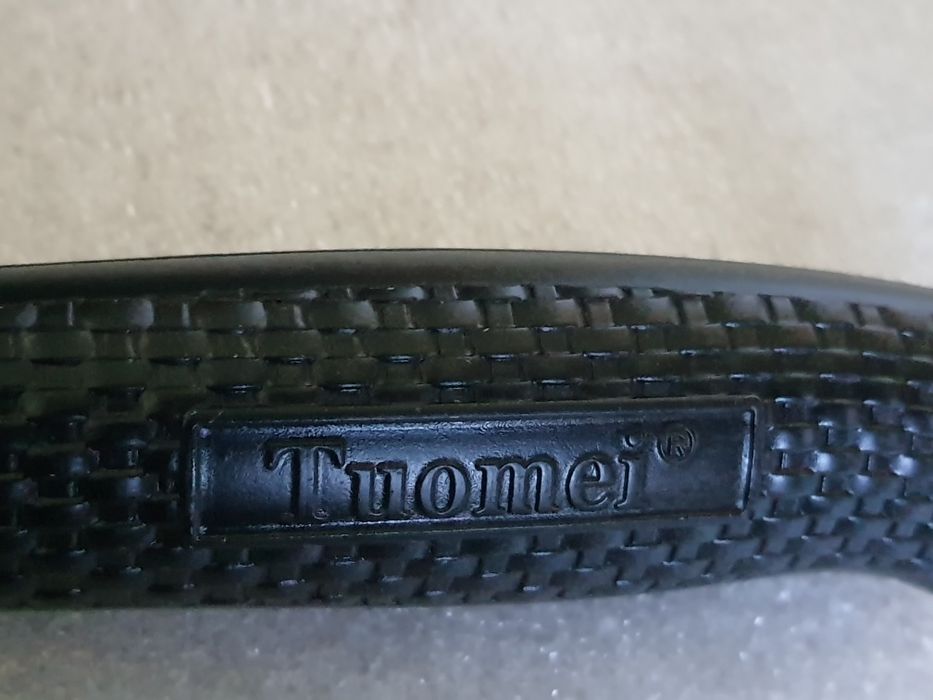 Ніж кухонний універсальний.