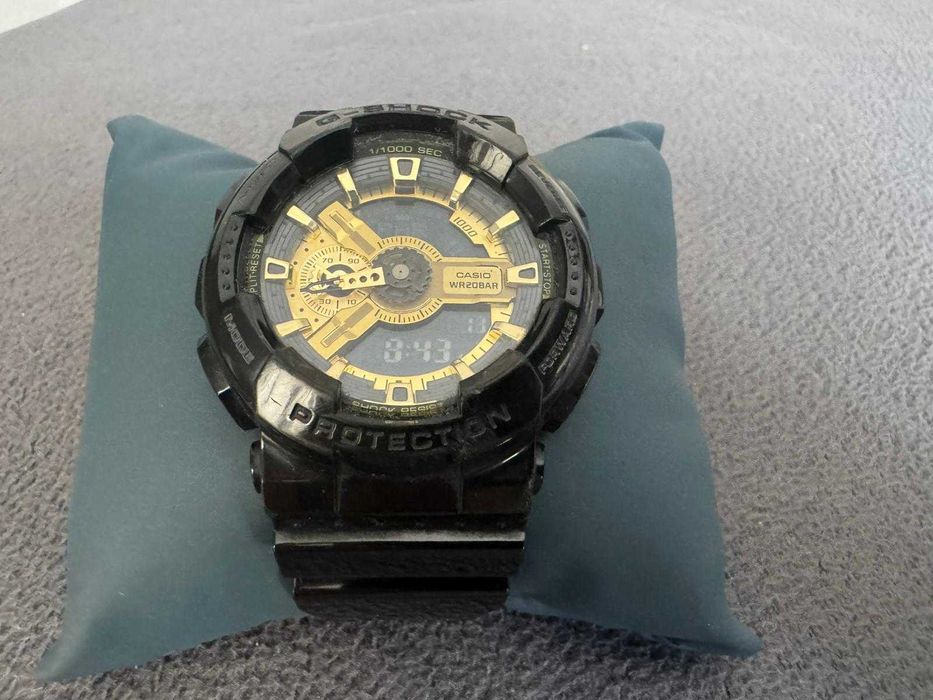 Casio G-Shock GA-110GB-1AER – czarno-złoty