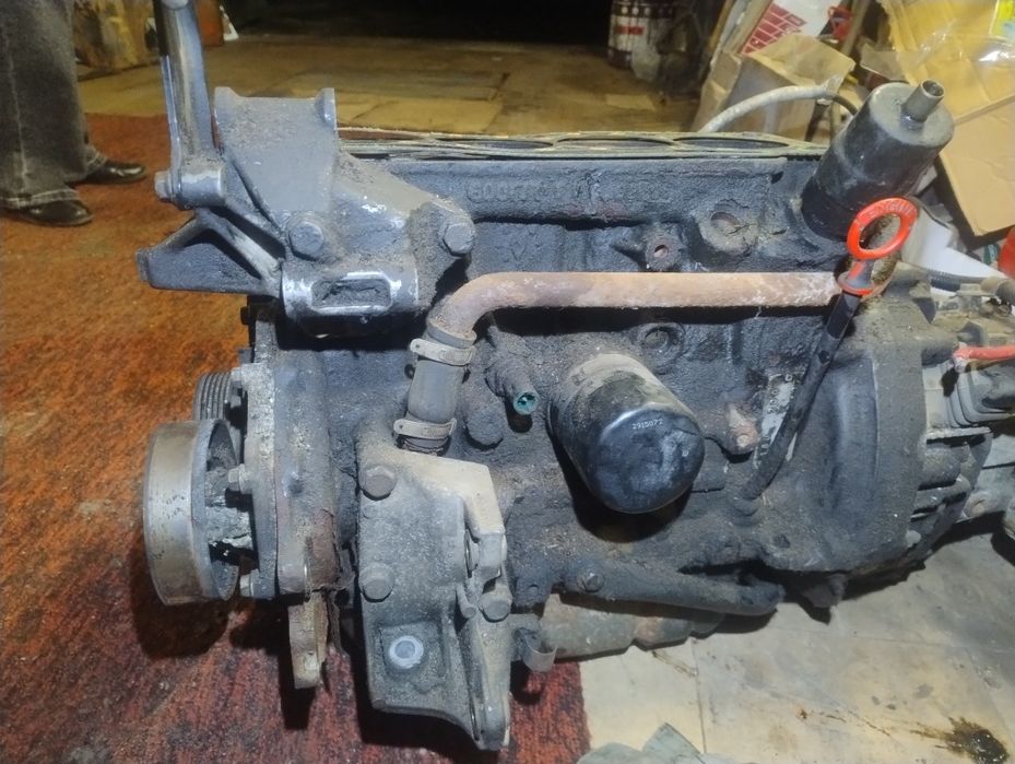 Блок цилиндров b18u volvo 440 460