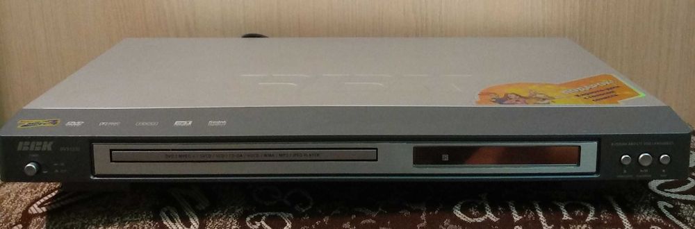 DVD плеер bbk dv315si