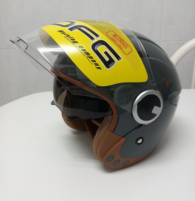 Capacete moto Jet novo tam.M