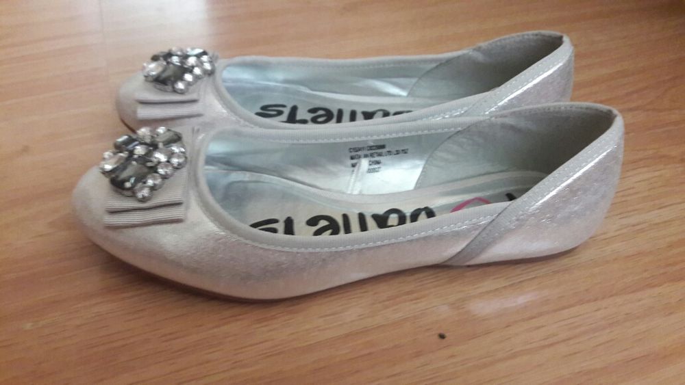Продам новые нарядные балетки, размер 37