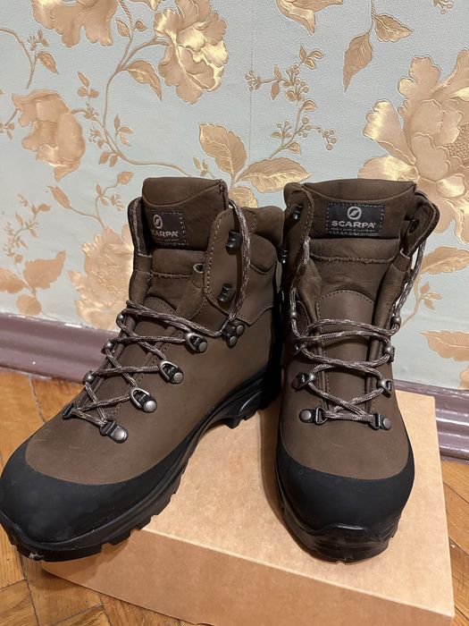Жіночі трекінгові черевики SCARPA
