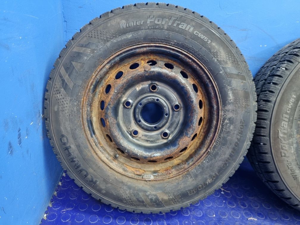 KOMPLET Felg Stalowych Opony Kumho 205/70/15C ET 60 5x160 OEM