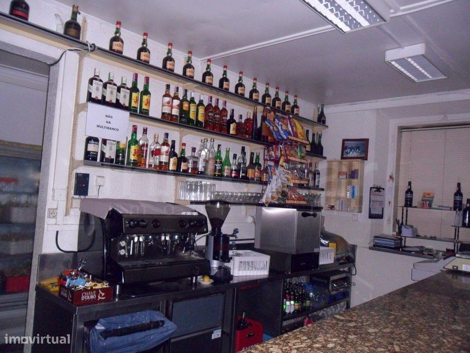 Restaurante/Churrasqueira para trespasse!!!