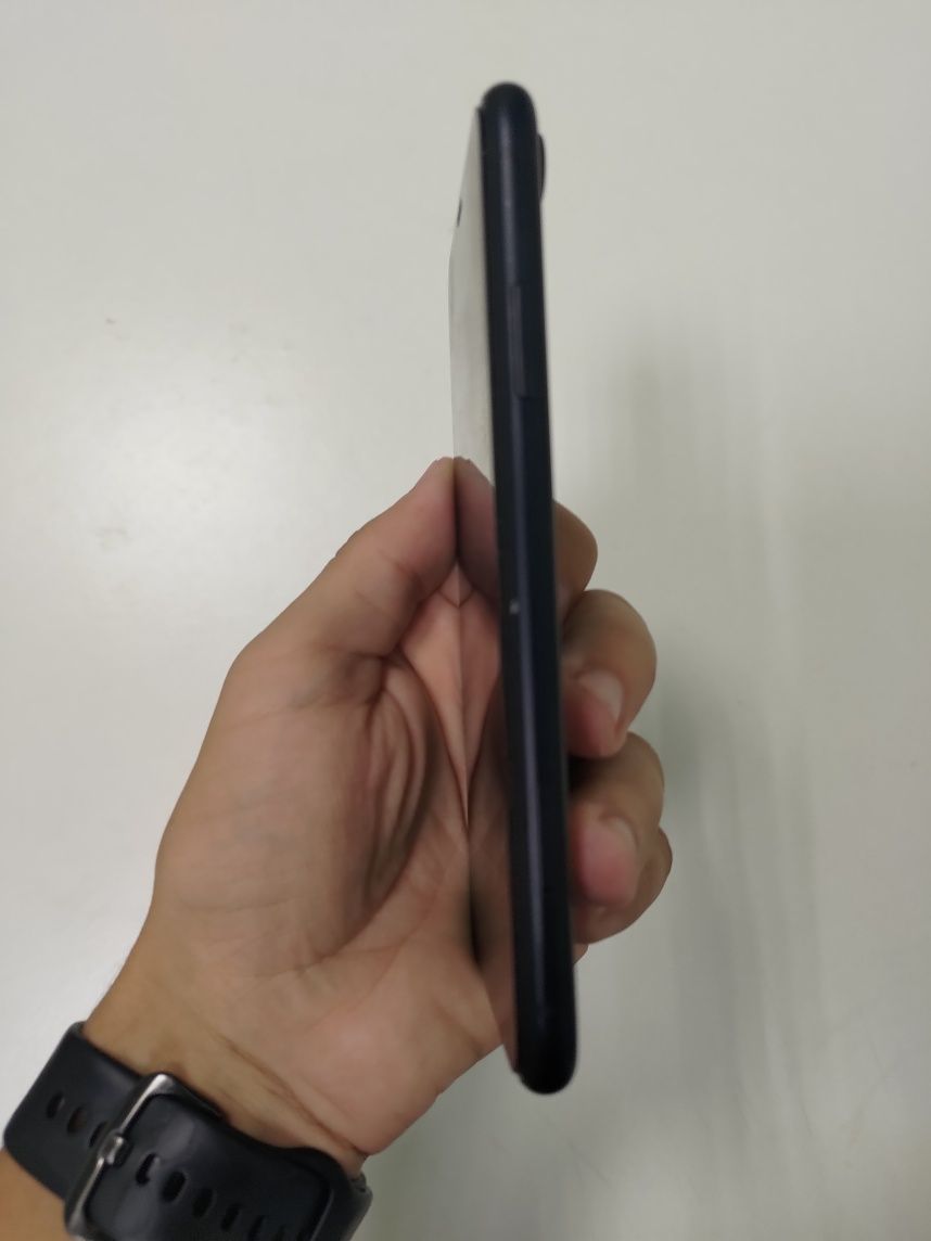 iPhone XR Smartphone