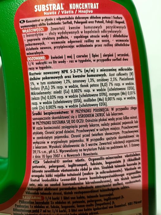 Substral Nawóz w płynie z humusem Burza Kwiatów 1L
