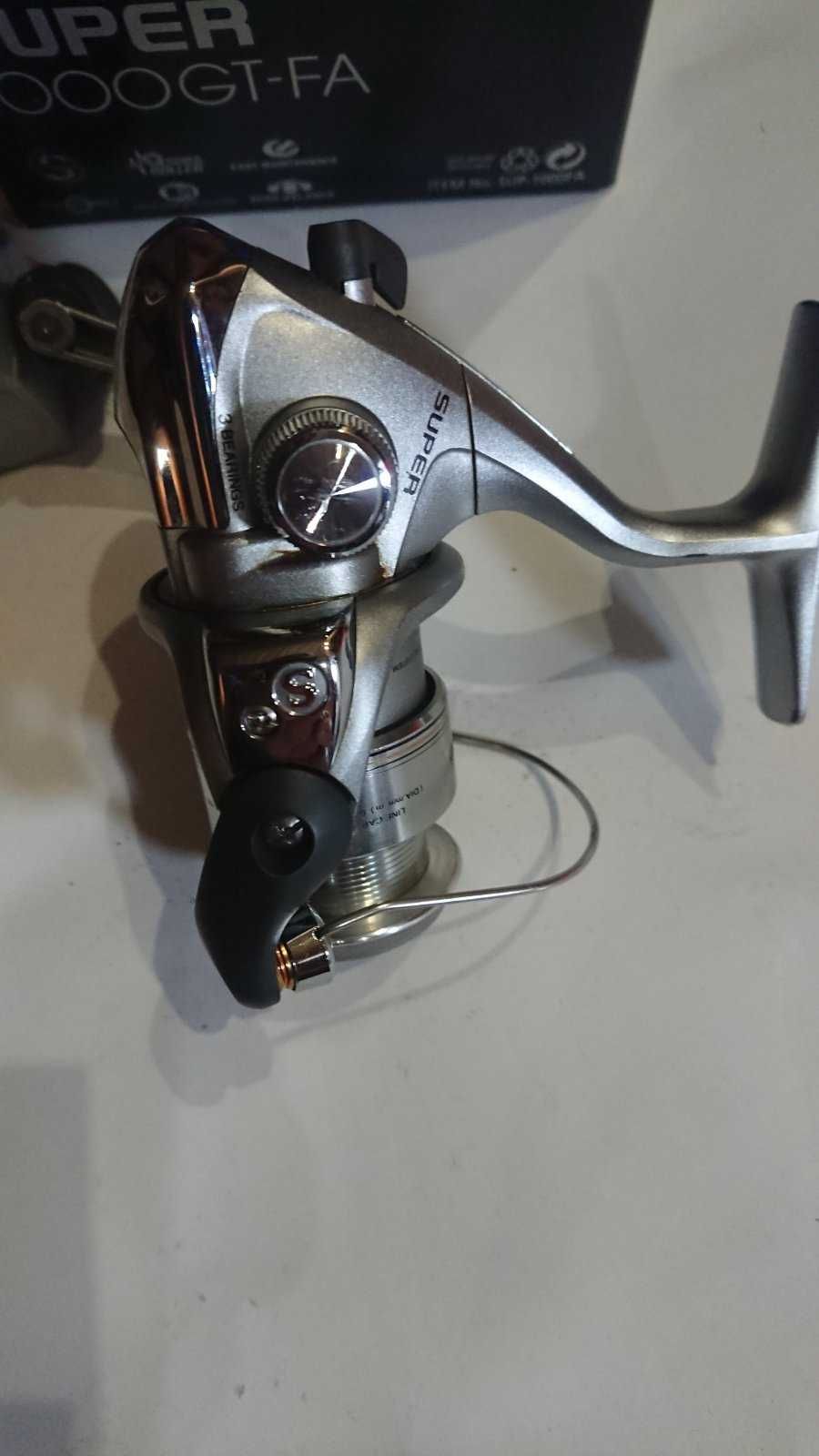 продам катушку спининговую  SHIMANO