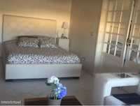 595853 - Quarto com cama de casal em...