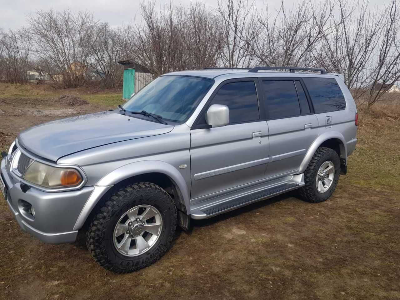 Mitsubishi Pajero Sport 2004 газ-бензин 3.0 полный привод механика