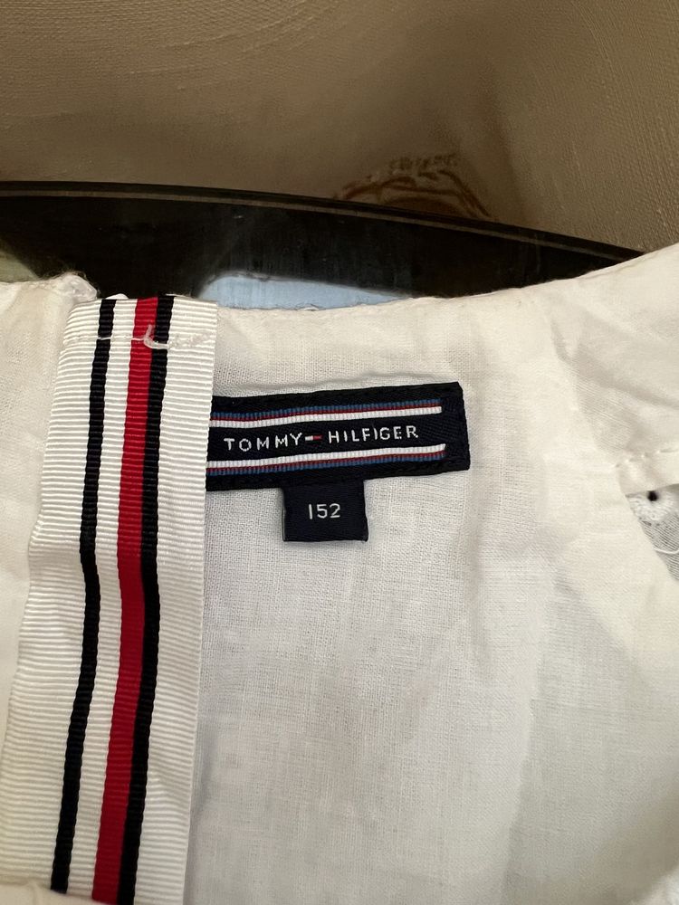 Продам платье Tommy helfiger 152 рост