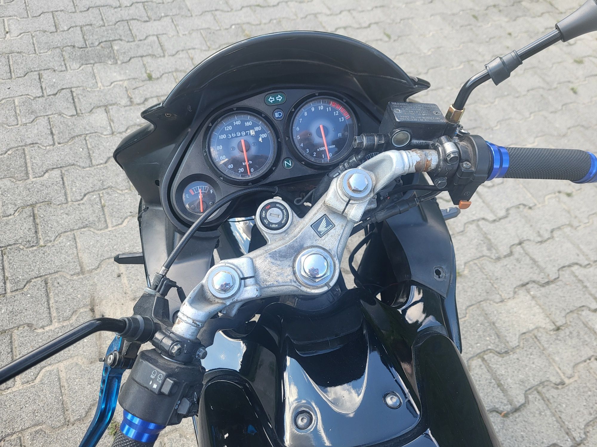 Honda cbr 125r jc39